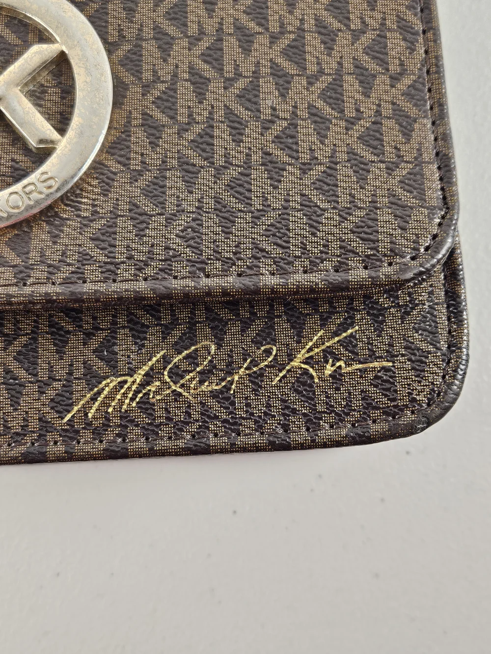 Michael Kors pre loved